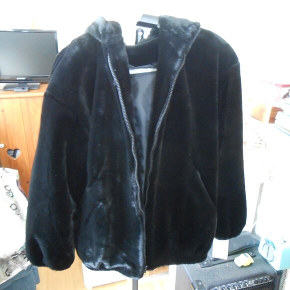Fabulous Furs Jackets & Blazers - FABULOUS FURS SHEARED BEAVER PARKA-HOODED-WOMEN'S SIZE M-NEW WITH TAGS!